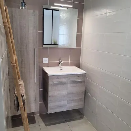 Дом отдыха Maison A 100m De La Сент-Илер-де-Рье